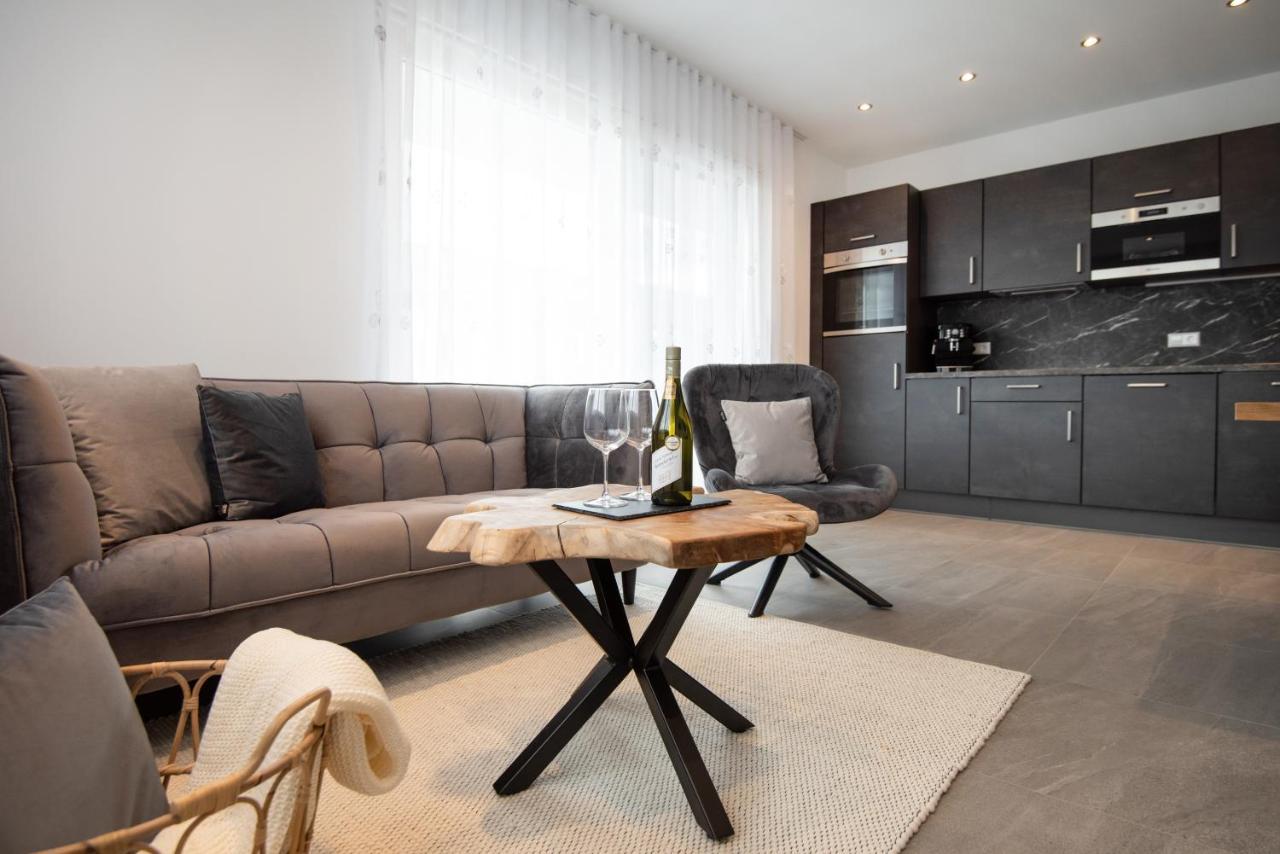 Appartement Lina&Lejs グレーブミング エクステリア 写真